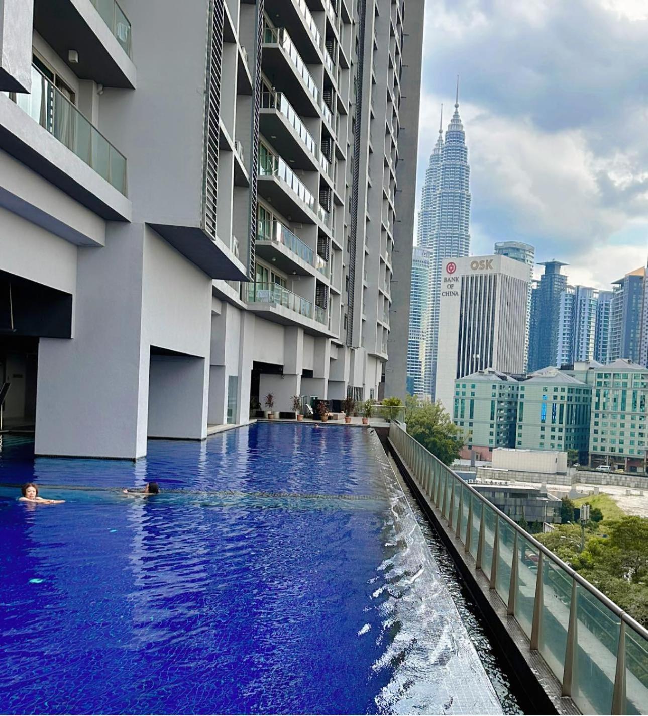 קואלה לומפור Myhabitat - Klcc 2 Bedroom מראה חיצוני תמונה